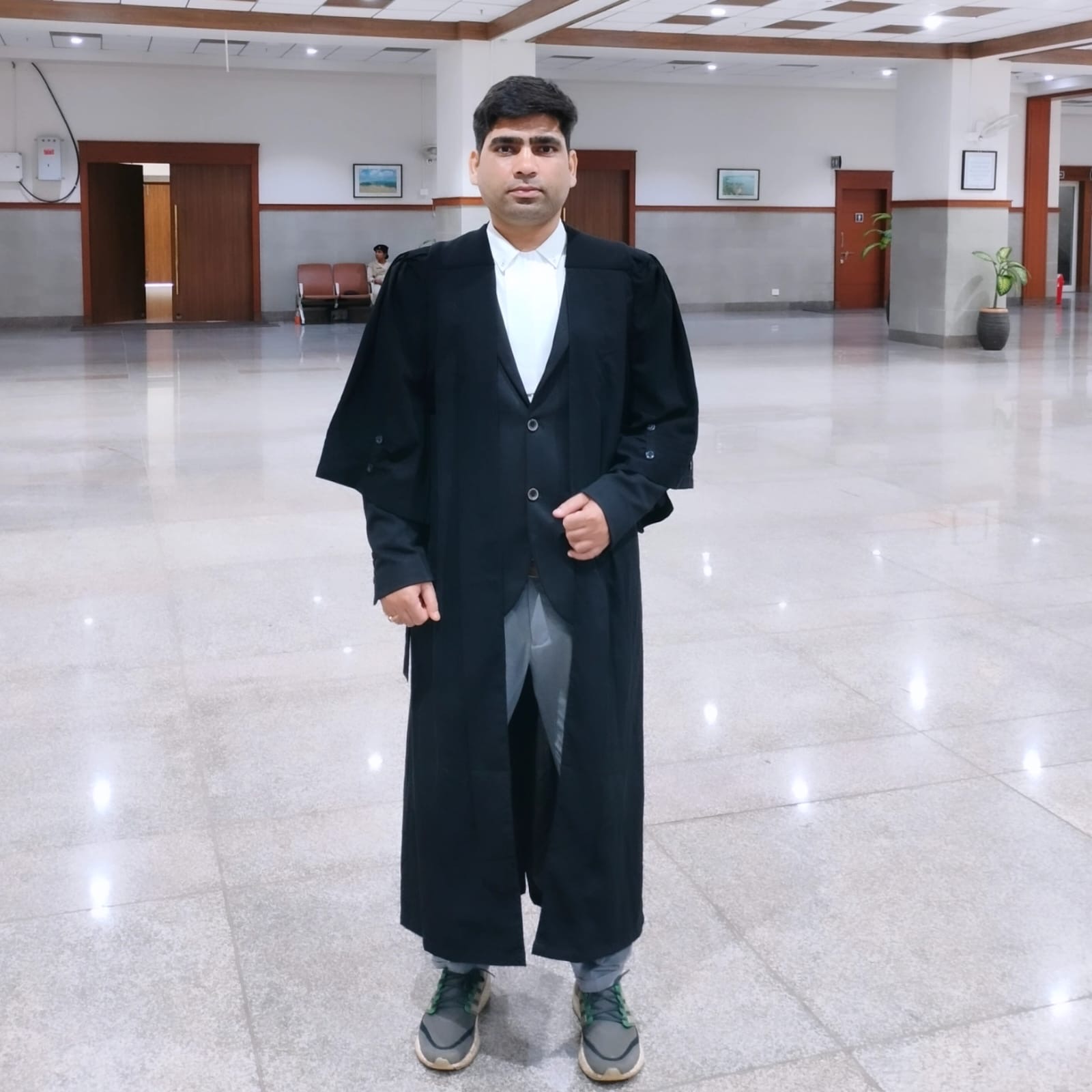 Manish Singh – Advocate